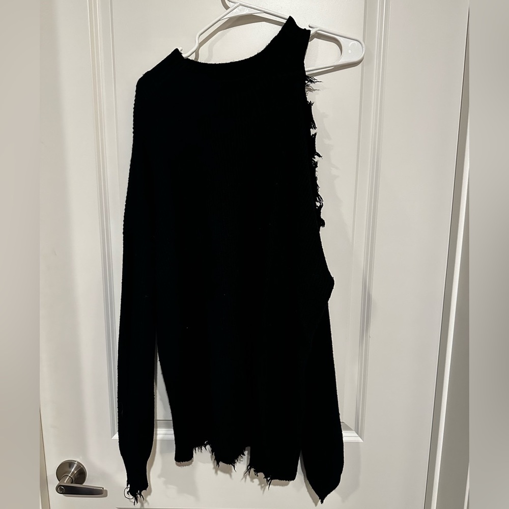 Maurice’s cut out shoulder black sweater